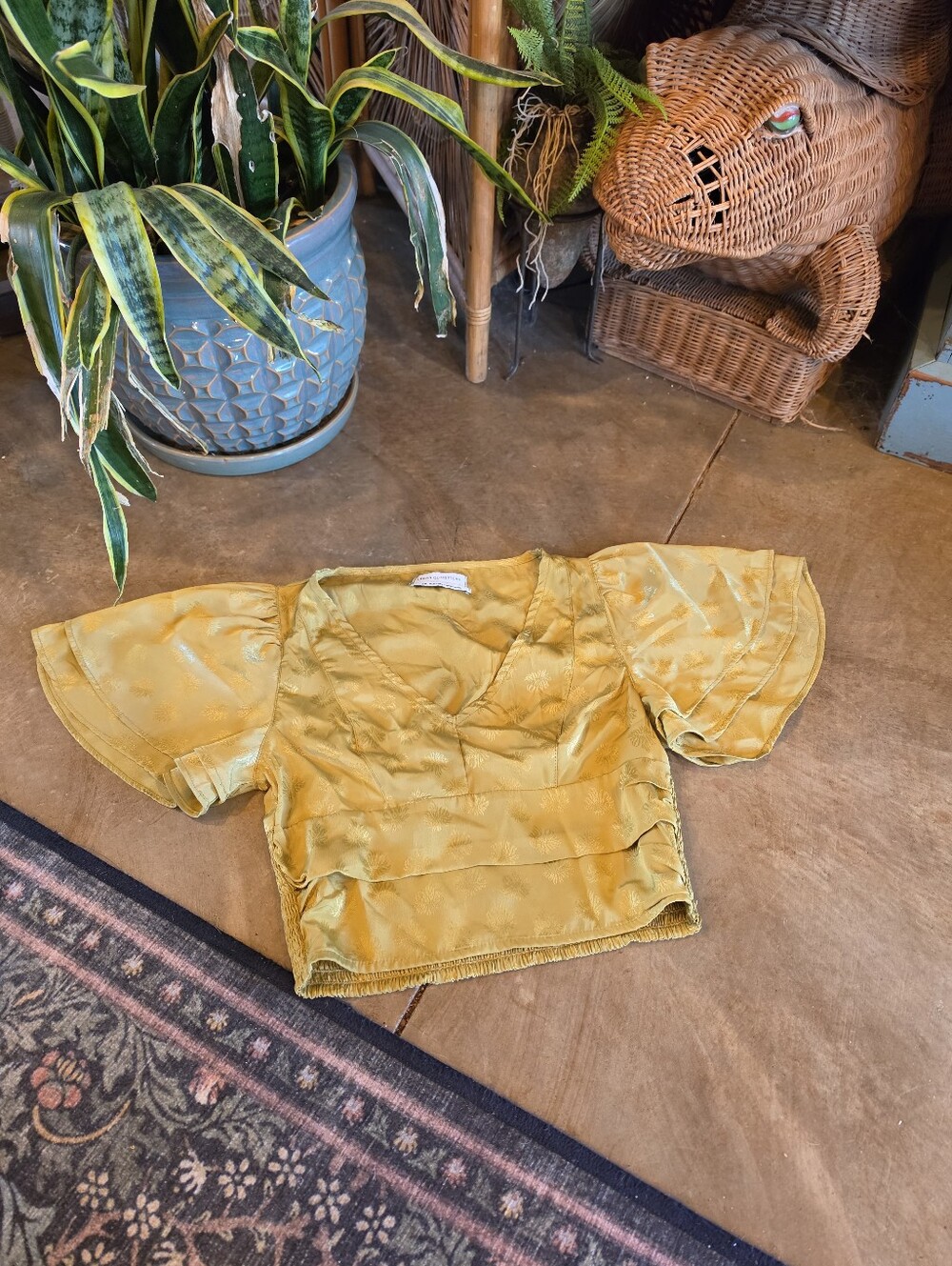 Urban Outfitters Satin Olive Mustard Green Flutter Sleeves Cinched Back Top Sz S